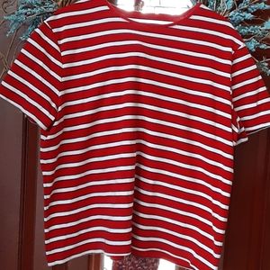 Red and white striped tshit